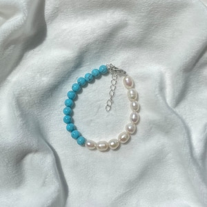 Handmade 90’s retro Beaded bracelet made with real freshwater pearls and round turquoise beads y2k gifts for her