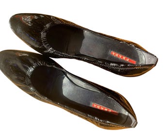 Prada Black Patent Leather Kitten Heels Shoes Size 8.5