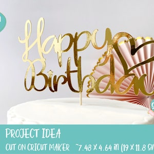 Op de afbeelding: Gouden glitter Happy Birthday taarttopper met een hartvorm. De topper is 7,48 inch bij 4,64 inch (19 cm bij 11,8 cm).