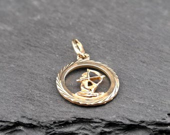 Brand new Sagittarius zodiac sign necklace pendant, 333 gold