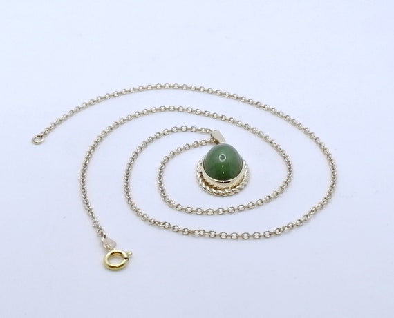 Halskette Gold 333er mit Jade Anhänger - image 4