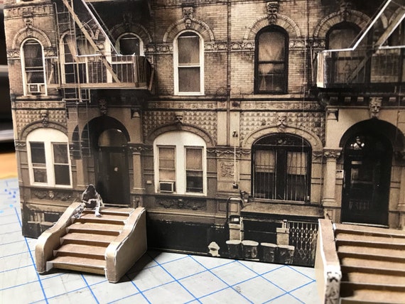 96/98 St. Marks Pl., NYC, (HO), (1:87) Scale Model Kit