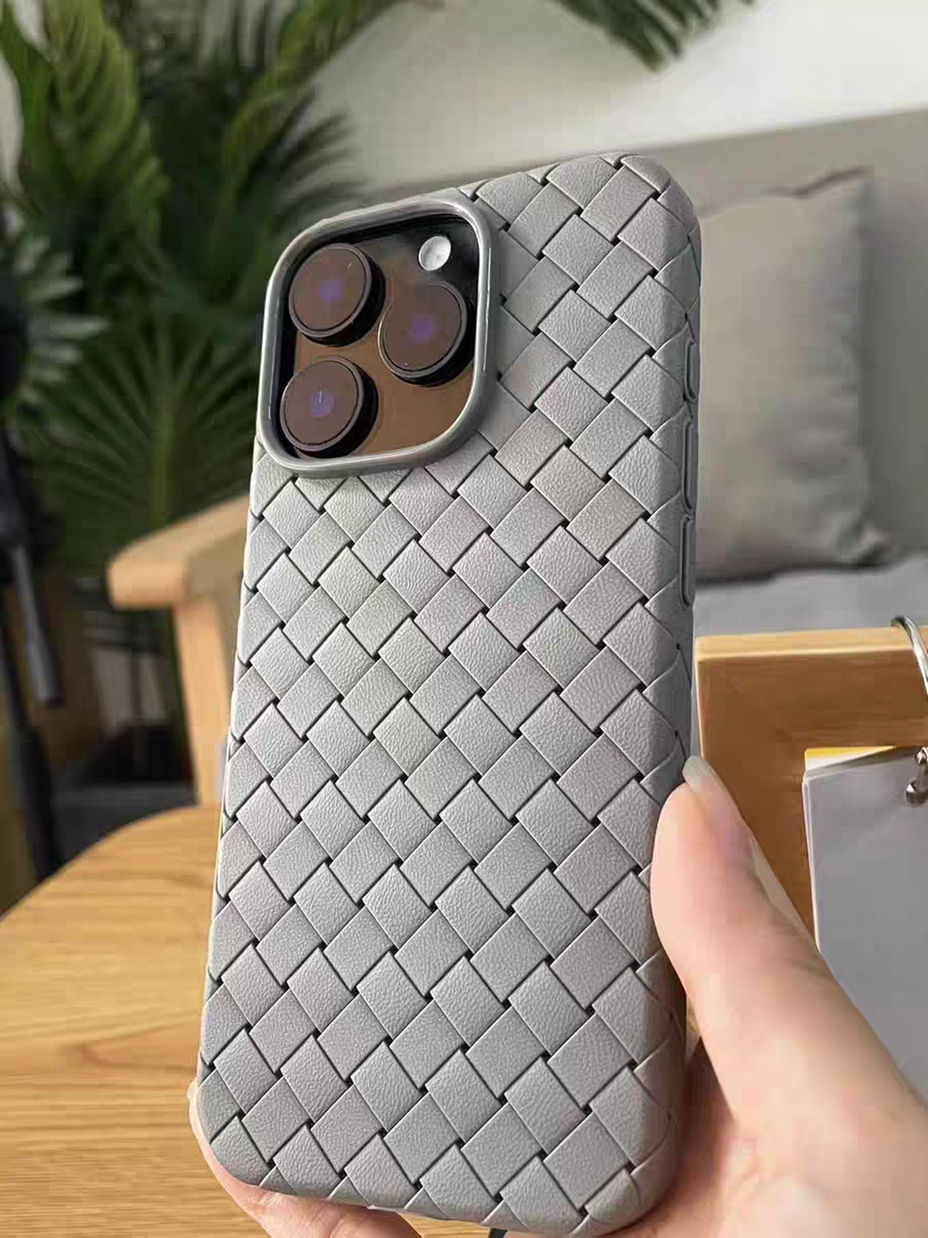 BOTTEGA VENETA - BOTTEGA VENETA iPhone11pro ケース Bottega Veneta - Intrecciato Nappa Leather iPhone 11 Pro