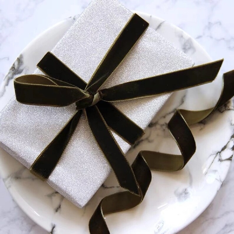 Beyond Trim Velvet Ribbon Soft Sewing Binding Gift Wrapping Decoration Party Wedding Arts Crafts D\u00e9cor DIY 25 Yards