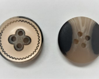 50 PCS vintage plastic buttons Tiny Four Holes Sewing Button Blouse Shirt Replacement Button Raised Edge Button TL-1700
