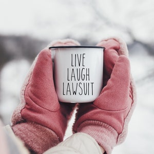 Live Laugh Demanda, Taza de abogado, Copa de abogado de defensa, Graduación de la facultad de derecho, Regalo de estudiante de derecho divertido, Taza de compañero de trabajo, Decoración de oficina de abogado imagen 3