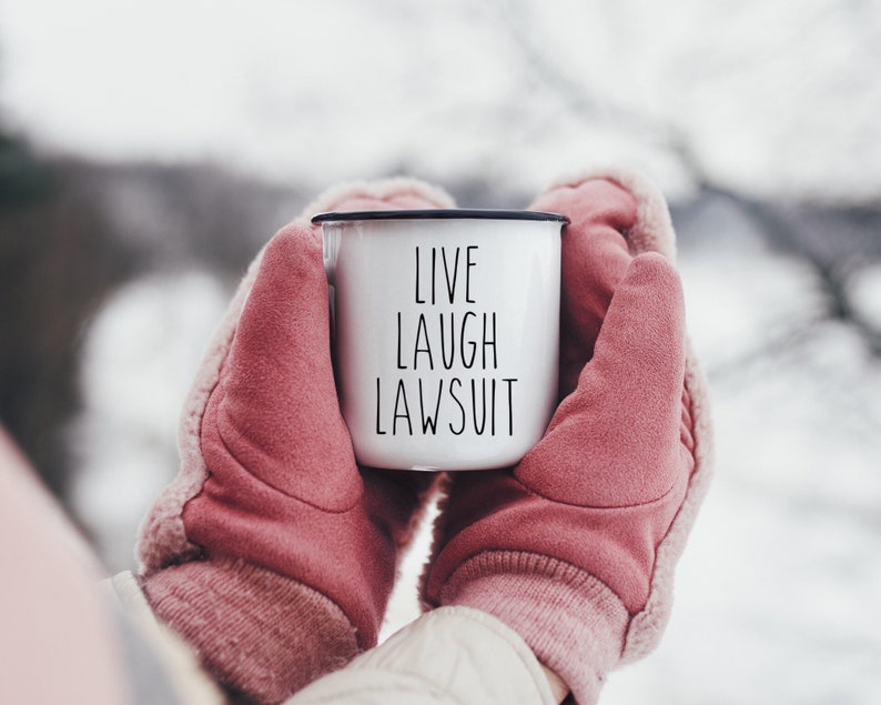 Live Laugh Demanda, Taza de abogado, Copa de abogado de defensa, Graduación de la facultad de derecho, Regalo de estudiante de derecho divertido, Taza de compañero de trabajo, Decoración de oficina de abogado imagen 3
