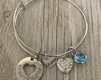 Bracelet jonc personnalisé mère-fille avec breloques pierres de naissance, bijoux fête des mères, cadeau pour elle