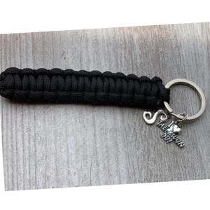 Taekwondo Gift, Black I Love Tae-kwon do Initial Charm Paracord Keychain Martial Arts Charm for Women and Girls (Black)