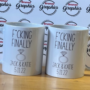 Gepersonaliseerde mok-F*cking eindelijk cup-verlovingscadeau-bruid om verloofde mok-sarcastische verlovingscadeau-vriend-huwelijksaankondiging-bruiloft