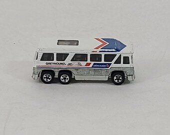 hot wheels on the bus