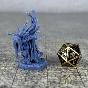 Undead Monstrosity, Flesh Construct, Dath&#39;tunuuth Woman - Unpainted Miniature