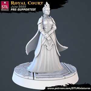 Aging Queen - Royal Court Set - 32mm Scale - Unpainted Miniature for DnD, Pathfinder, Tabletop RPGs - STL Miniatures