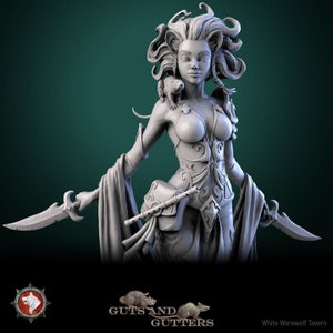 Rat Lady - 32mm Scale - Unpainted Miniature