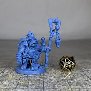 Tortle Druid, Turtle Adventurer - 32mm, 35mm Scale - Unpainted Miniature