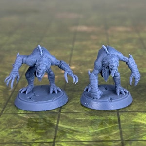 Ghoul - 2 Poses - 32mm Scale - Unpainted Miniature