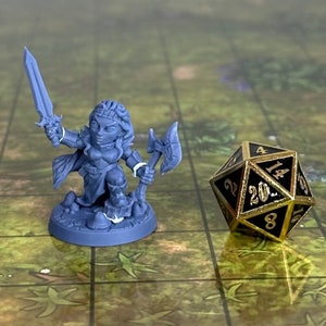 Female Gnome Paladin, Mina - Beetroot Gnomes - Unpainted Miniature