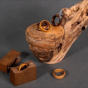 Wood ring/wooden rings/wedding ring/natural wood ring/ wood accessory/ wood jewelry. wedding gift/ statement ring/ anniversary ring