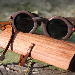 Wooden glasses/ wood glasses/ wood sunglasses/ wood accessory/ handmade sunglasses/ wooden eyewear/ unisex/ the best gift for her/ for him