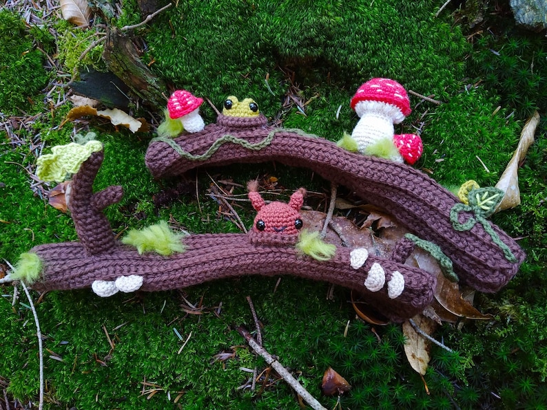 Woodland headphone cover, frog, mushroom, squirrel, nature, forestcore, crochet pattern (US, FR) image 2