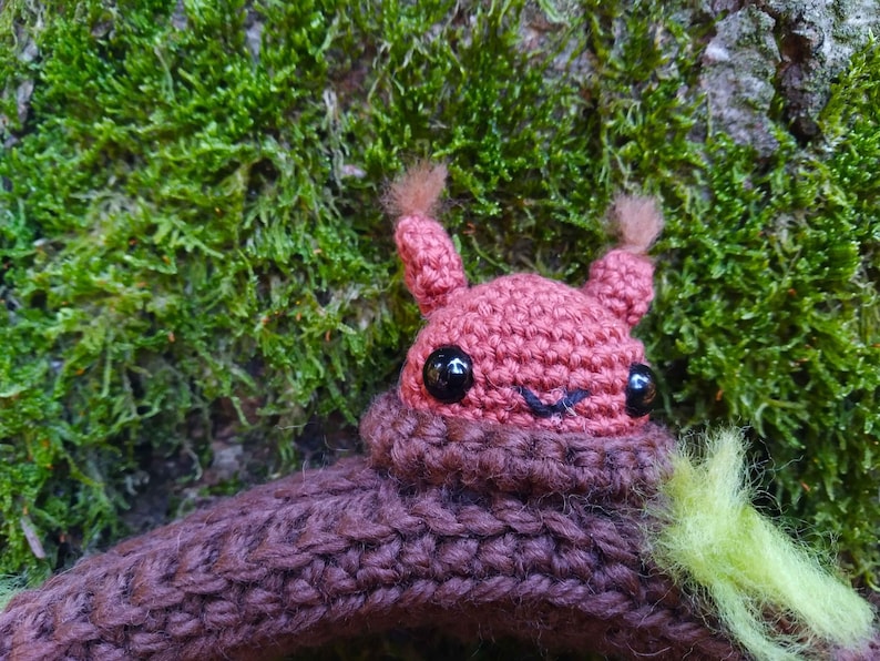 Woodland headphone cover, frog, mushroom, squirrel, nature, forestcore, crochet pattern (US, FR) image 7