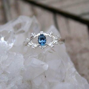 Montana Sapphire Vine Halo Ring