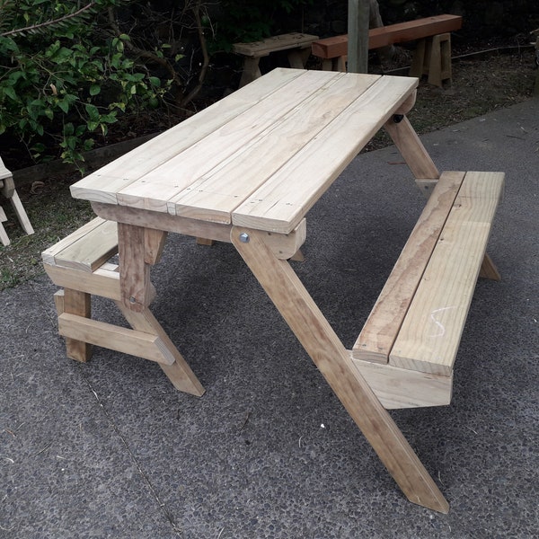 Folding picnic table to bench plans