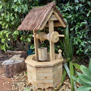 Anleitung zum Bau eines 1200 mm langen Wunschbrunnens aus Holz mit Kurbel und Eimer