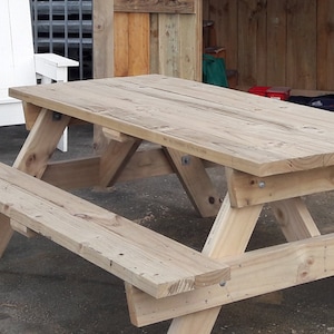 Six seater strong picnic table woodworking plans image 1