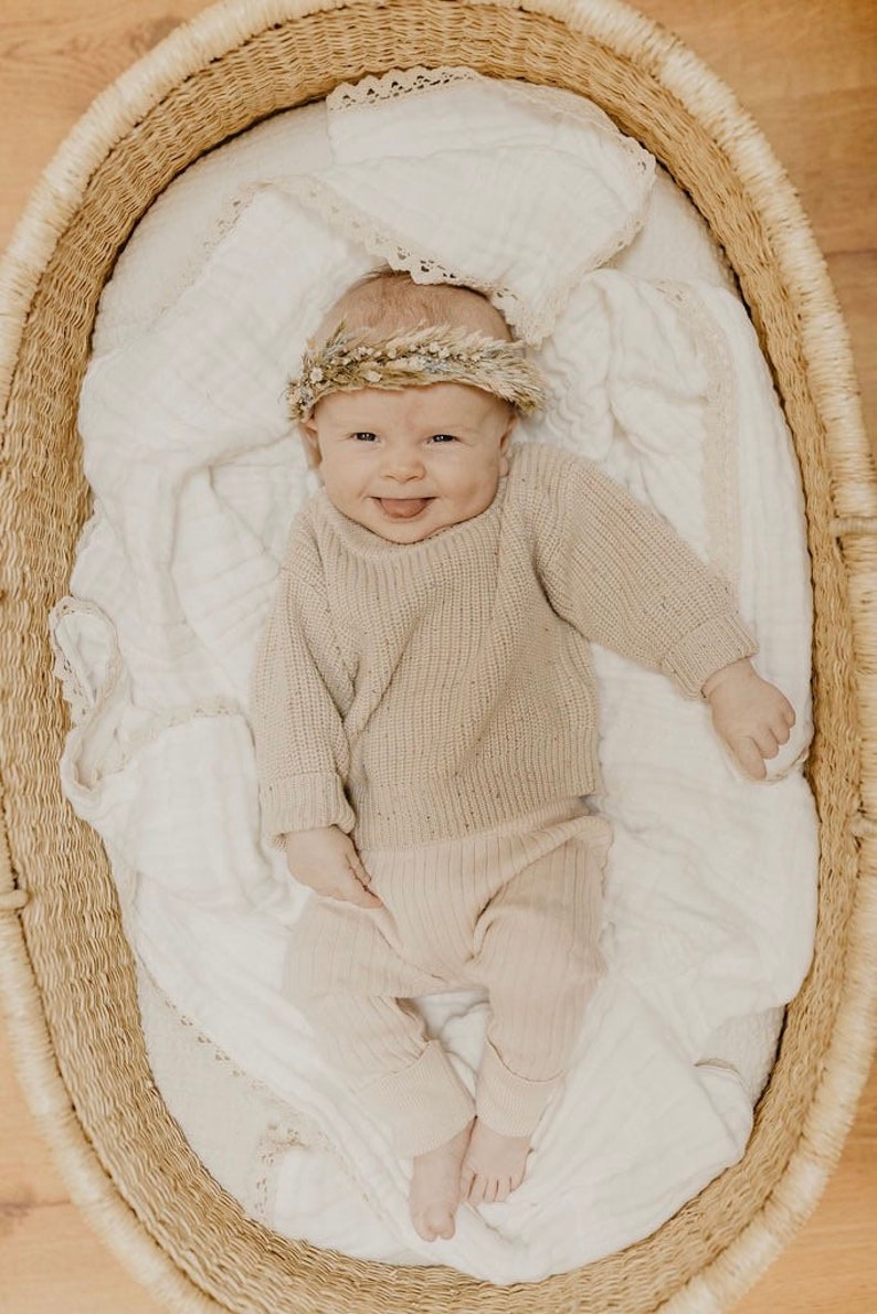 6 layer organic cotton gauze baby blanket with lace edge | Baby shower gift image 3