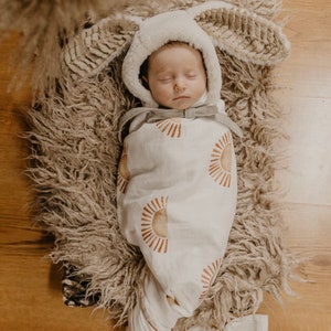 Sun baby swaddle, sun cotton baby blanket, muslin swaddle, neutral baby swaddle, sunshine baby swaddle, organic cotton baby swaddle