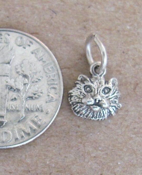 Very small Solid  Sterling Silver Cat face mini t… - image 2