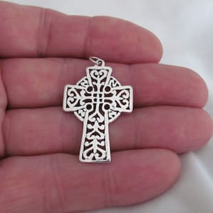 Sterling Silver 37mm rustic filigree Cross thin pendant (Brand new)