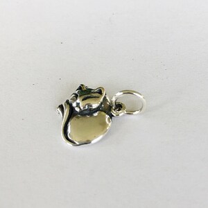 Solid Sterling Silver Cat sleeping small charm Brand new image 3