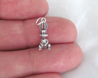 Solid Sterling Silver 3d rabbit small charm (Brand new)