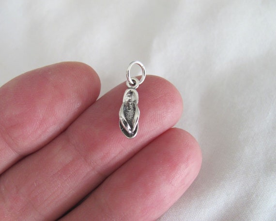 Very small Solid  Sterling Silver 3d Flip flop Sa… - image 1