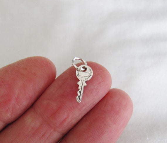 Very small solid Sterling Silver Key mini tiny ch… - image 1