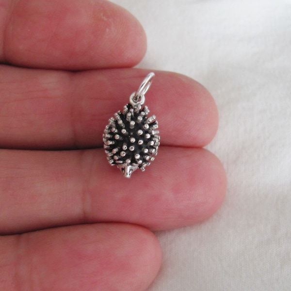 Solid Sterling Silver Hedgehog charm (Brand new)