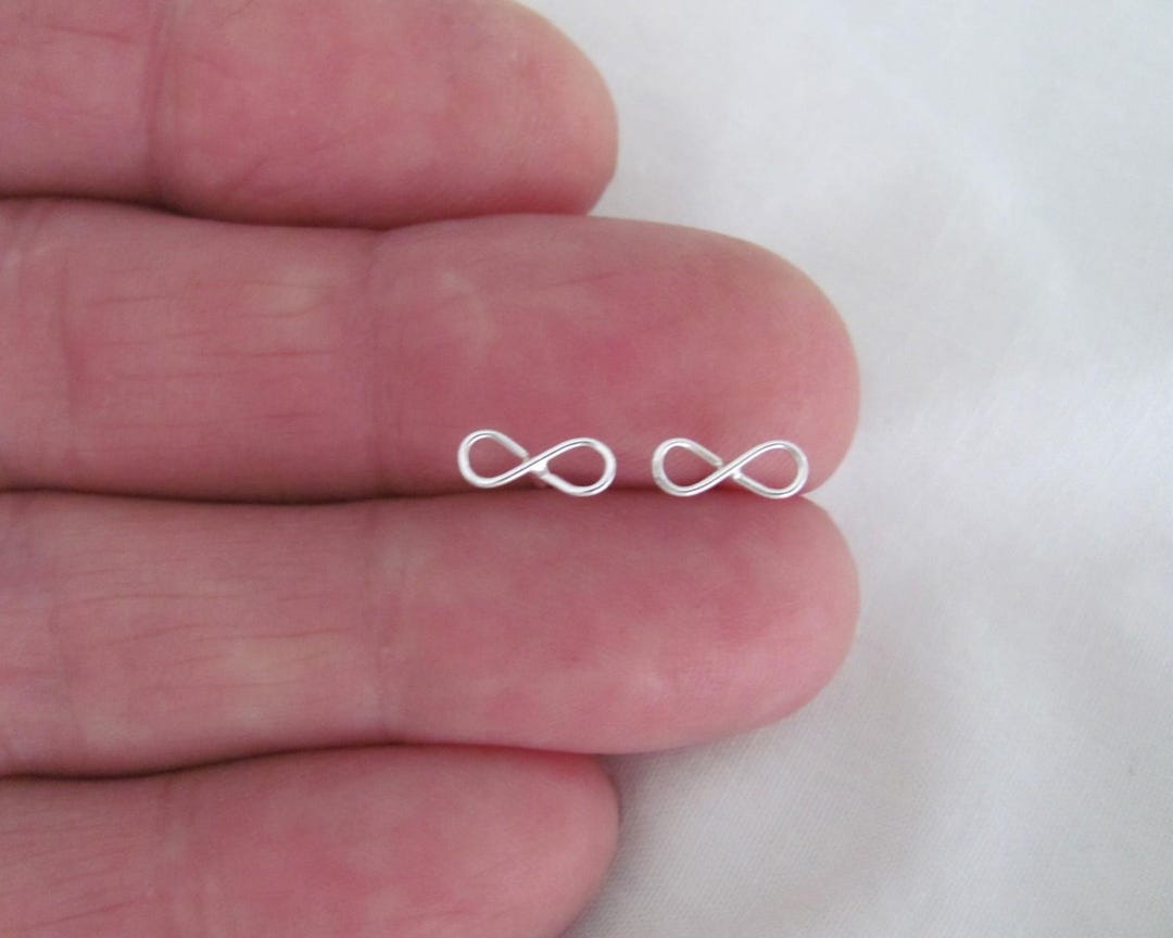 Sterling Silver 3mm Dainty Wire Infinity Post Stud Earrings. - Etsy