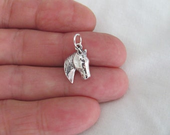 Solid Sterling Silver Horse head charm (Brand-new)
