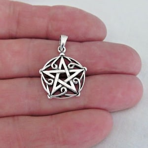 Sterling Silver 24mm Pentagram pendant (Brand new)