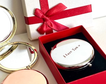pocket mirror with engraving as a gift for a girlfriend or mother