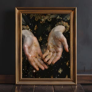 Lámina artística caprichosa Stardust, estilo romántico oscuro y melancólico de la academia, arte mural estilo cottagecore oscuro, decoración maximalista en negro y dorado, arte celestial vintage.