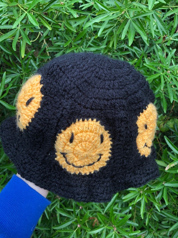 Handmade Smiley Face Crochet Bucket Hat -  Canada