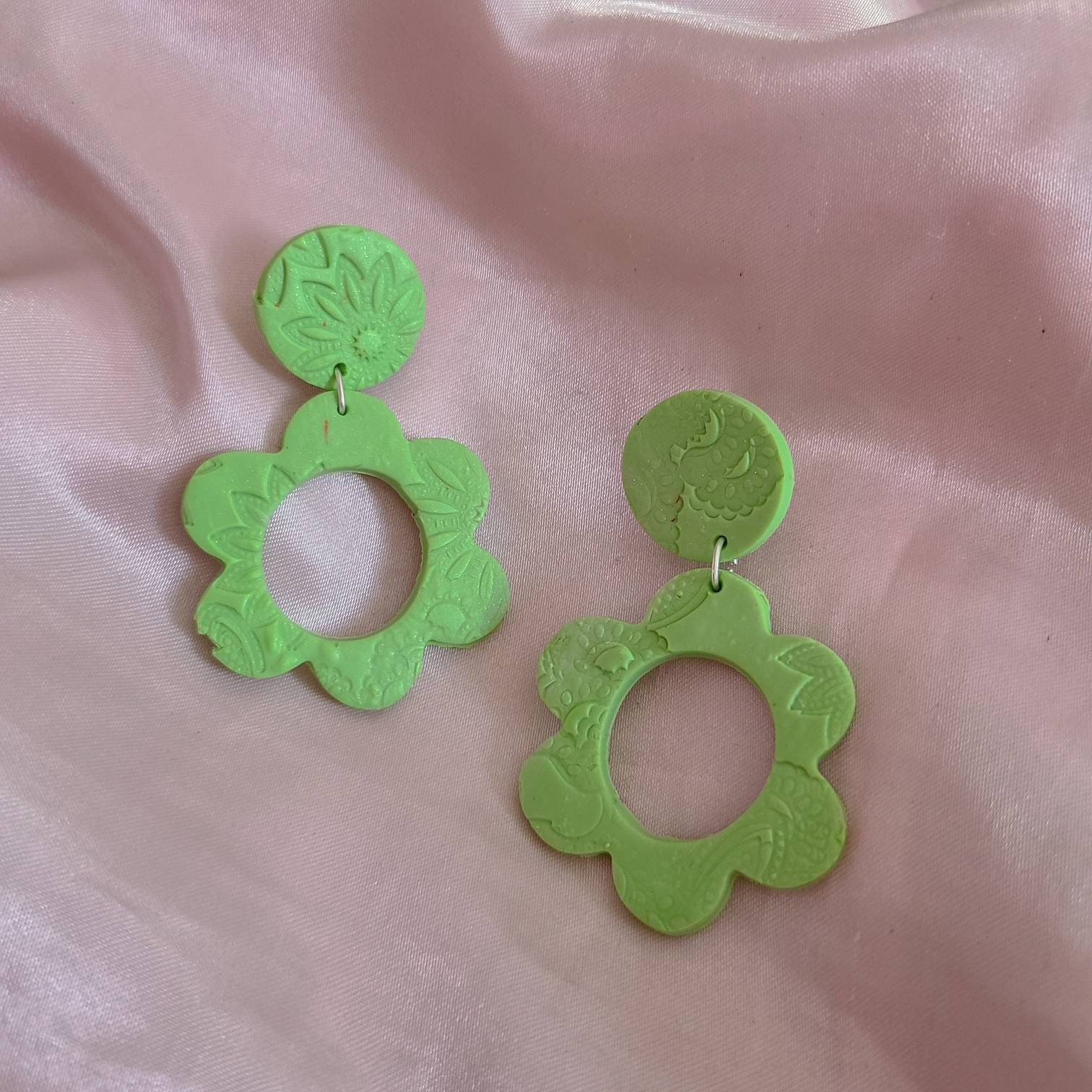 Flower earrings / 70s earrings / hippie earrings / boho Etsy