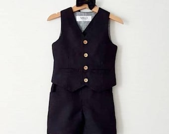 Ring bearer outfit/Black linen ring bearer shorts + west/Black Linen Suspender, Shorts, Vest, Bow-Tie/ Baptism Christening Linen Boys outfit
