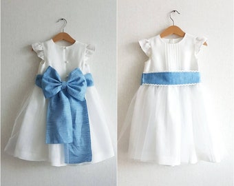 Flower girl dress/white linen baby girl dress/ white wedding sleevless dress with blue large bow/ christening baptism linen white dress
