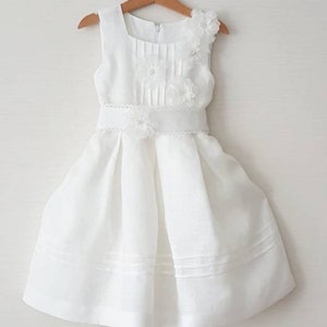 Flower girl dress/ white linen baby girl dress/ flower girl white wedding sleevles dress / christening baptism long linen white gown dress
