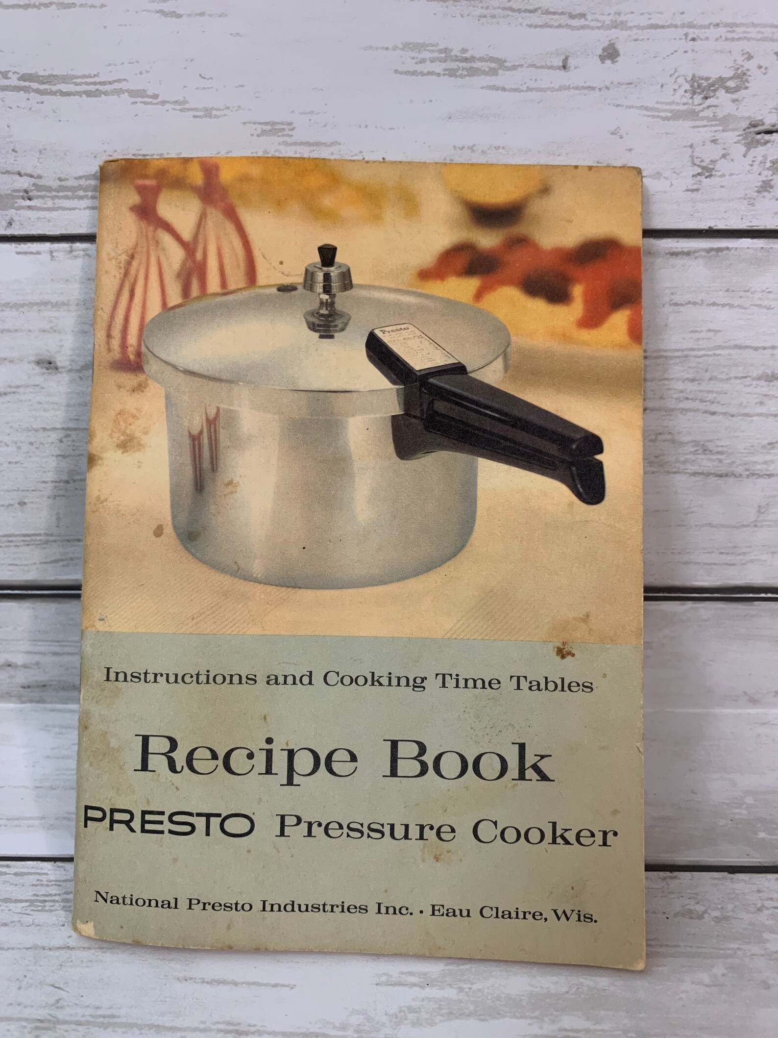 1966 Presto Pressure Cooker Recipe Book recettes vintage Etsy
