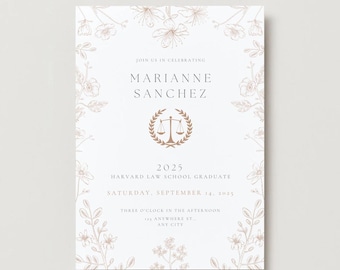 Könnte beinhalten: Eine Abschlussankündigung mit floralem Rand und dem Text "Marianne Sanchez" und "Harvard Law School Graduate 2025." Die Einladung ist in einer weichen, neutralen Farbpalette mit eleganter Typografie und einem Waagen-Emblem gehalten.